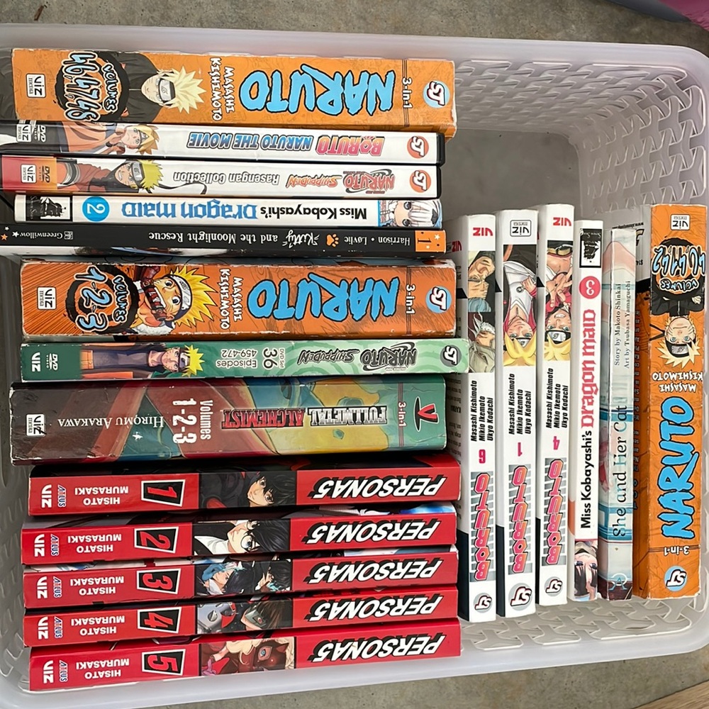 Manga 17 books 2DVDs lot